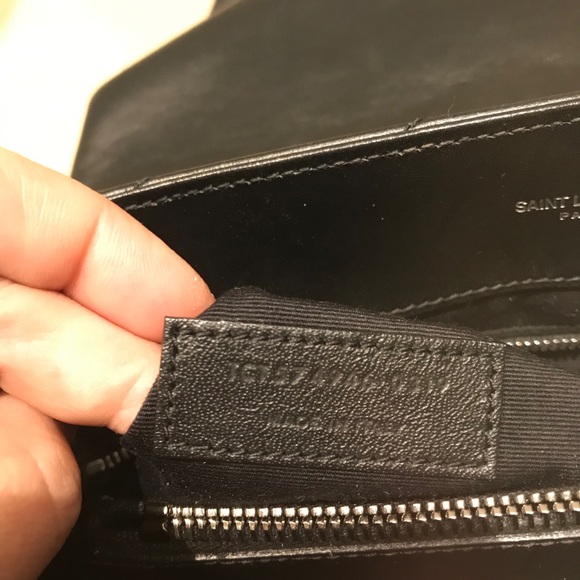 Saint Laurent Medium Loulou bag - Picture 11 of 12